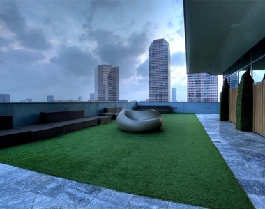 1600 Post Oak Boulevard - Photo Thumbnail 6