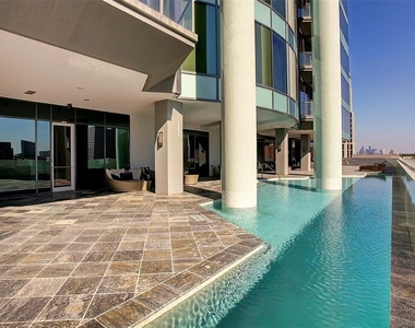 1600 Post Oak Boulevard - Photo Thumbnail 5