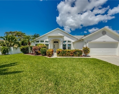 4406 Sw 25th Avenue - Photo Thumbnail 1