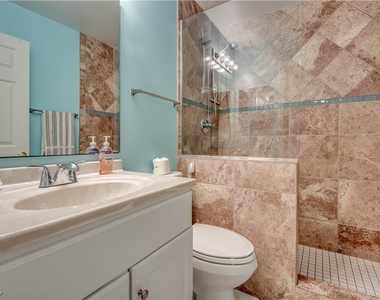 4406 Sw 25th Avenue - Photo Thumbnail 13