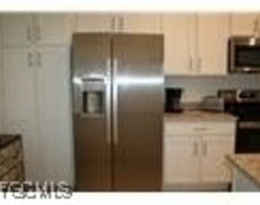 43020 Greenway Boulevard - Photo Thumbnail 4
