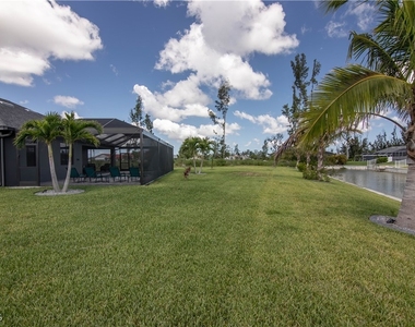 1833 Sw 11th Terrace - Photo Thumbnail 25