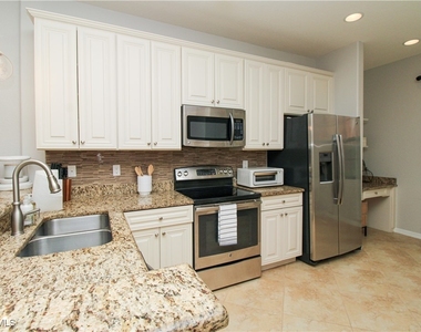 9025 Alturas Street - Photo Thumbnail 18