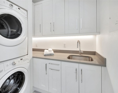 982 9th Avenue S - Photo Thumbnail 29