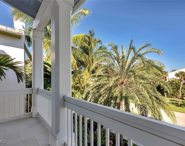 982 9th Avenue S - Photo Thumbnail 23