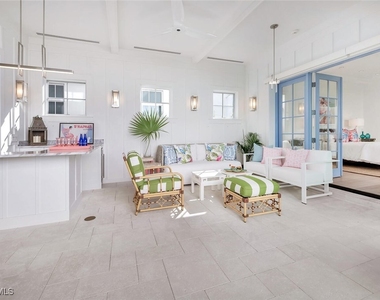982 9th Avenue S - Photo Thumbnail 31