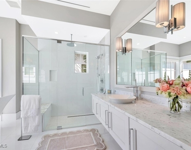 982 9th Avenue S - Photo Thumbnail 17