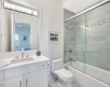 982 9th Avenue S - Photo Thumbnail 24