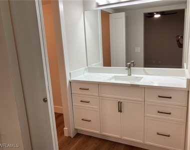 1826 Kings Lake Boulevard - Photo Thumbnail 9