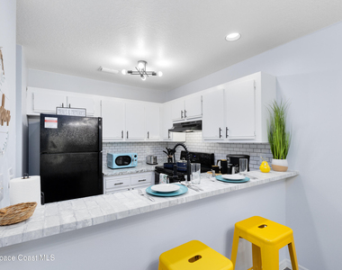 3165 South Street - Photo Thumbnail 7