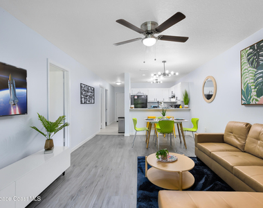 3165 South Street - Photo Thumbnail 4