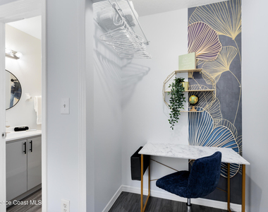 3165 South Street - Photo Thumbnail 14
