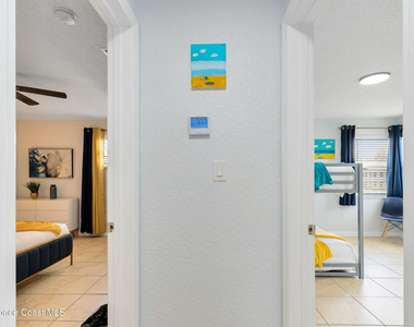 1029 Park Drive - Photo Thumbnail 9