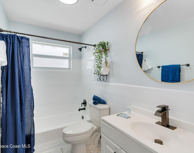 1029 Park Drive - Photo Thumbnail 16