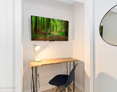 1031 Park Drive - Photo Thumbnail 12