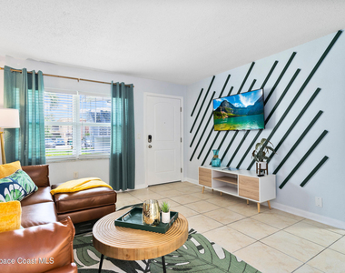1031 Park Drive - Photo Thumbnail 4