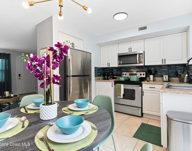 1031 Park Drive - Photo Thumbnail 6