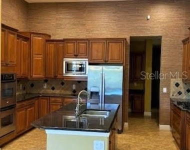 20010 Ryman Place - Photo Thumbnail 5