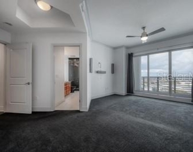 449 S 12th Street - Photo Thumbnail 13