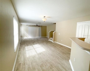 10840 Johanna Avenue - Photo Thumbnail 22