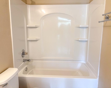 10840 Johanna Avenue - Photo Thumbnail 23