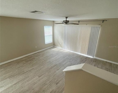 10840 Johanna Avenue - Photo Thumbnail 11