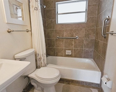 787 Liberty Street - Photo Thumbnail 7