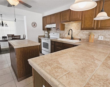 787 Liberty Street - Photo Thumbnail 11