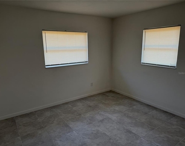 4333 S Rainbow Drive - Photo Thumbnail 19