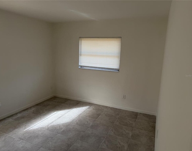 4333 S Rainbow Drive - Photo Thumbnail 15