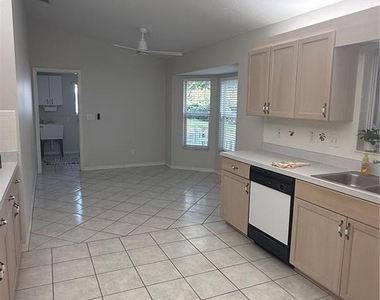 9050 Se 135th Loop - Photo Thumbnail 6