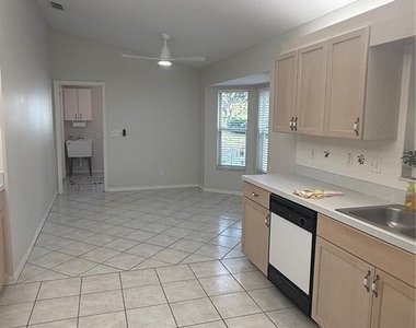 9050 Se 135th Loop - Photo Thumbnail 4
