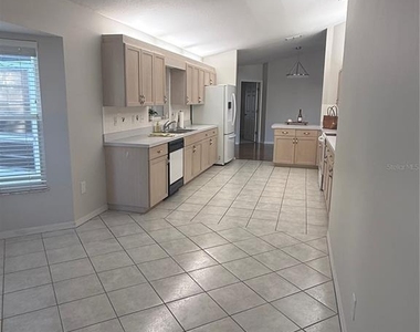 9050 Se 135th Loop - Photo Thumbnail 5