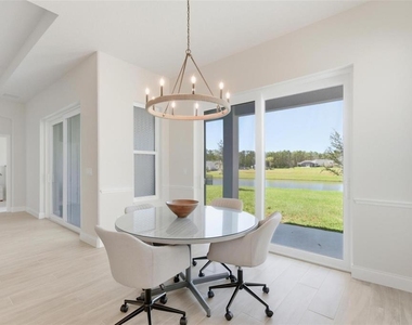 21 Spring Street - Photo Thumbnail 22