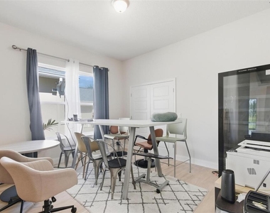 21 Spring Street - Photo Thumbnail 40