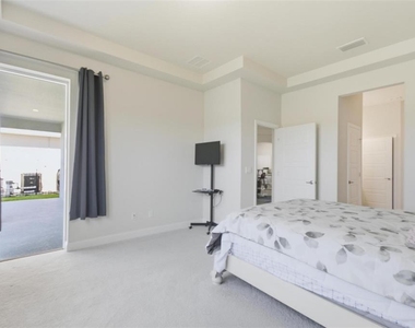 21 Spring Street - Photo Thumbnail 28