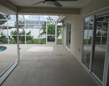 3187 Sulstone Drive - Photo Thumbnail 2