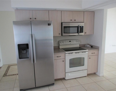 3187 Sulstone Drive - Photo Thumbnail 7