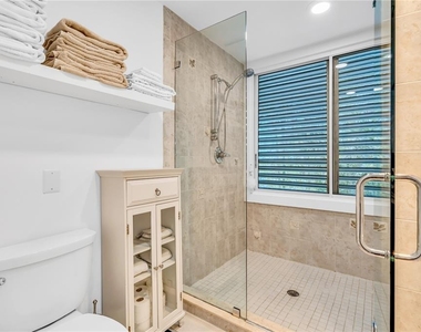 615 Dream Island Place - Photo Thumbnail 25