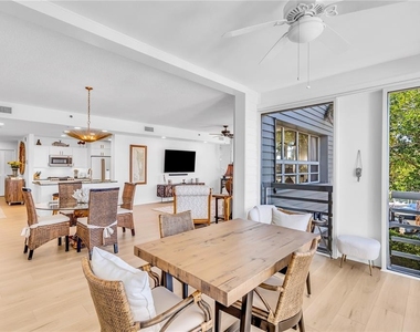 615 Dream Island Place - Photo Thumbnail 15