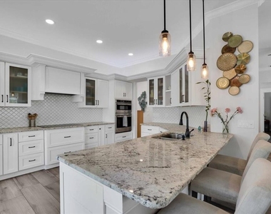 4701 50th Avenue W - Photo Thumbnail 12