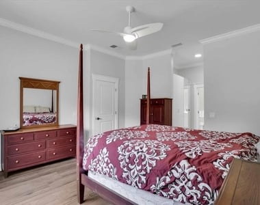 4701 50th Avenue W - Photo Thumbnail 31