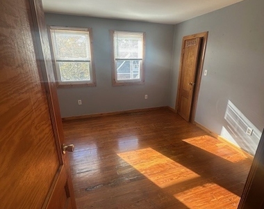 203 West Street - Photo Thumbnail 9