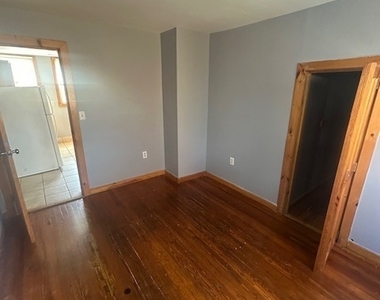 203 West Street - Photo Thumbnail 4
