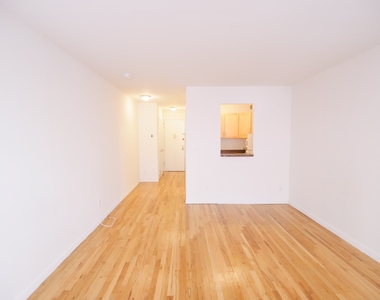 128 East 85th Street - Photo Thumbnail 7
