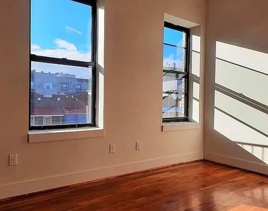 1253 Lincoln Place - Photo Thumbnail 5