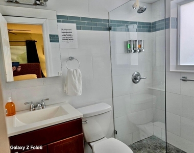 3225 Ne 16th Street - Photo Thumbnail 20