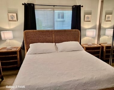 3225 Ne 16th Street - Photo Thumbnail 8