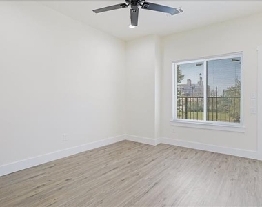 515 S First Street - Photo Thumbnail 5