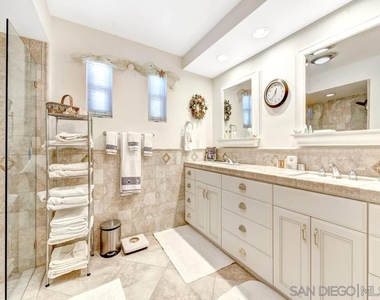 45 Antigua Court - Photo Thumbnail 15